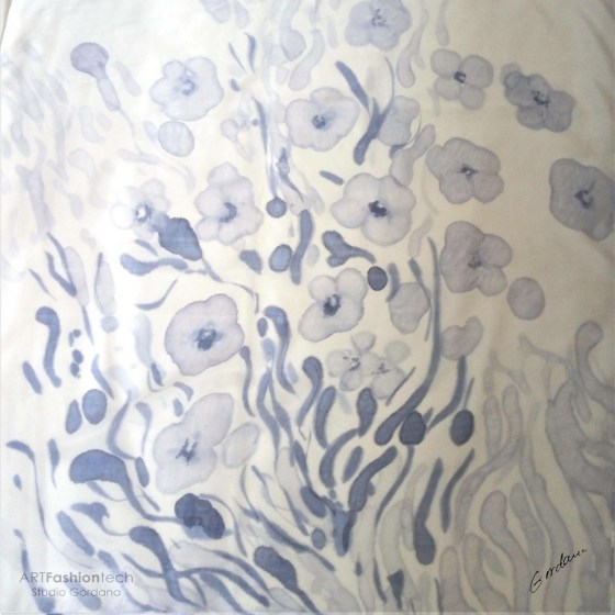 Flora unikatna ženska svilena marama ručno oslikana